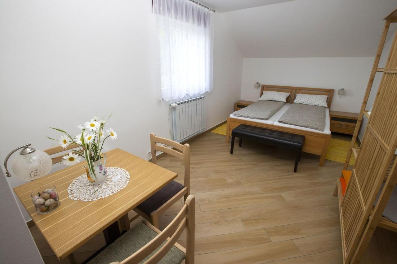 Village House St. Michael Postojna Luaran gambar